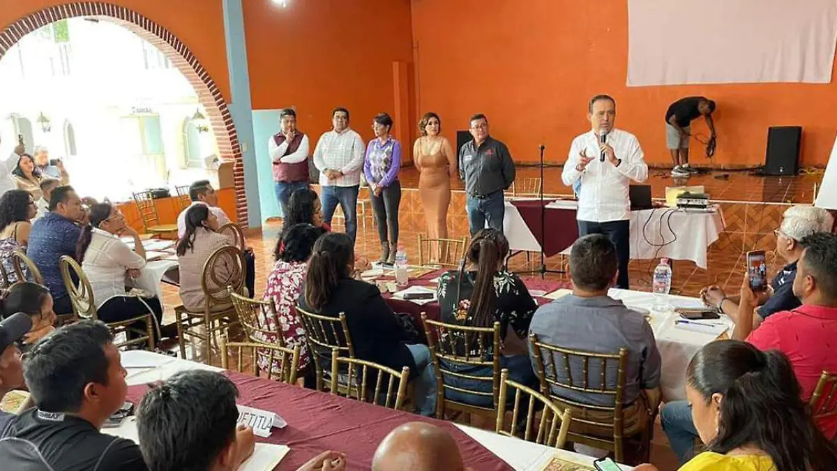 En los municipios de la Mixteca Poblana realizan asambleas informativas sobre la Reforma del Poder Judicial